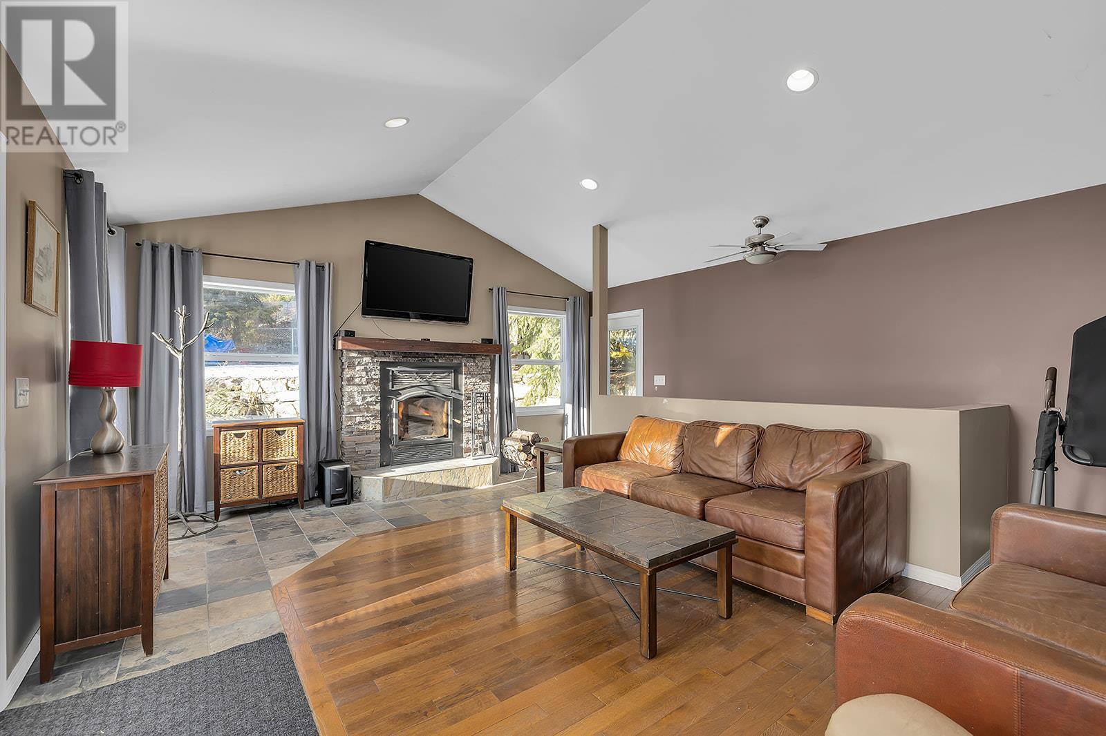 7992 Falcon Ridge Crescent, Kelowna, British Columbia  V1P 1J2 - Photo 13 - 10334503