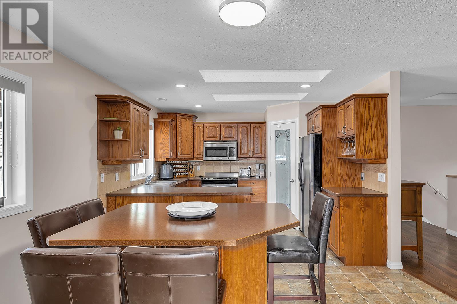 7992 Falcon Ridge Crescent, Kelowna, British Columbia  V1P 1J2 - Photo 16 - 10334503