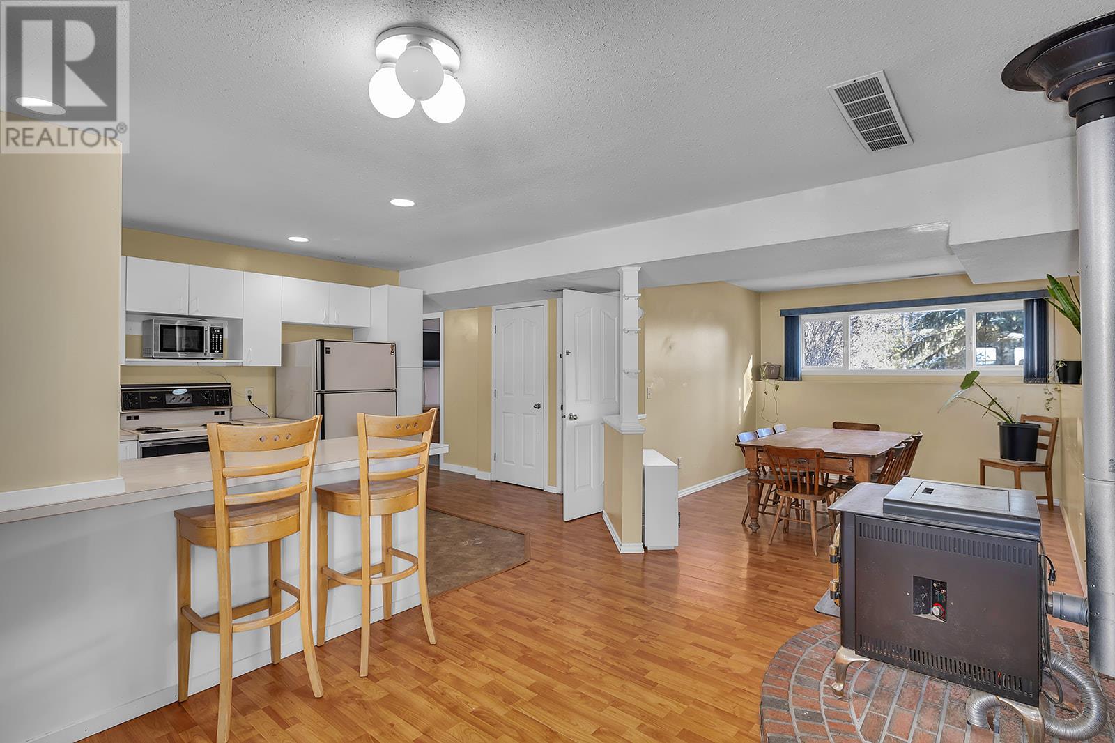 7992 Falcon Ridge Crescent, Kelowna, British Columbia  V1P 1J2 - Photo 40 - 10334503