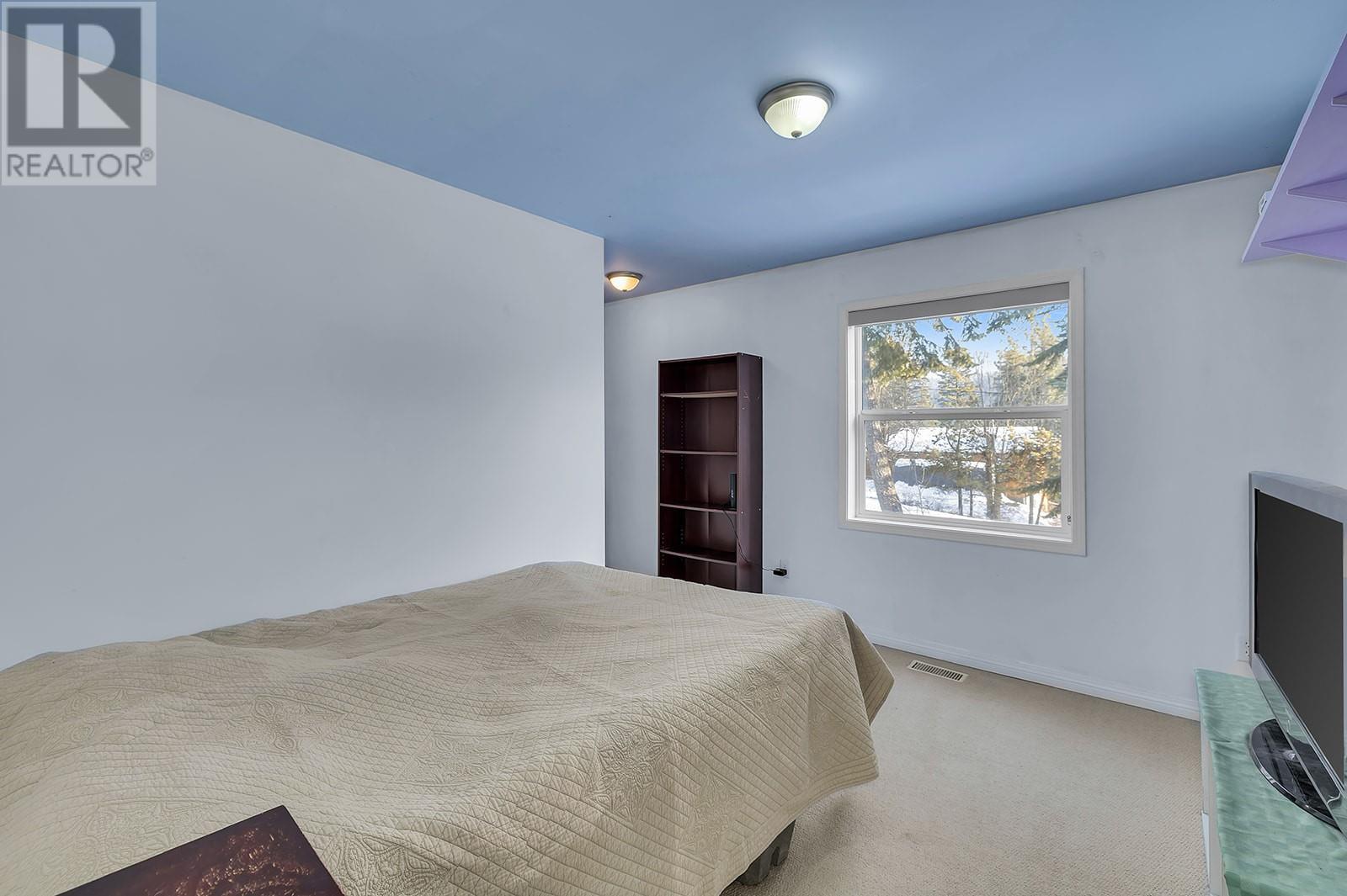 7992 Falcon Ridge Crescent, Kelowna, British Columbia  V1P 1J2 - Photo 33 - 10334503