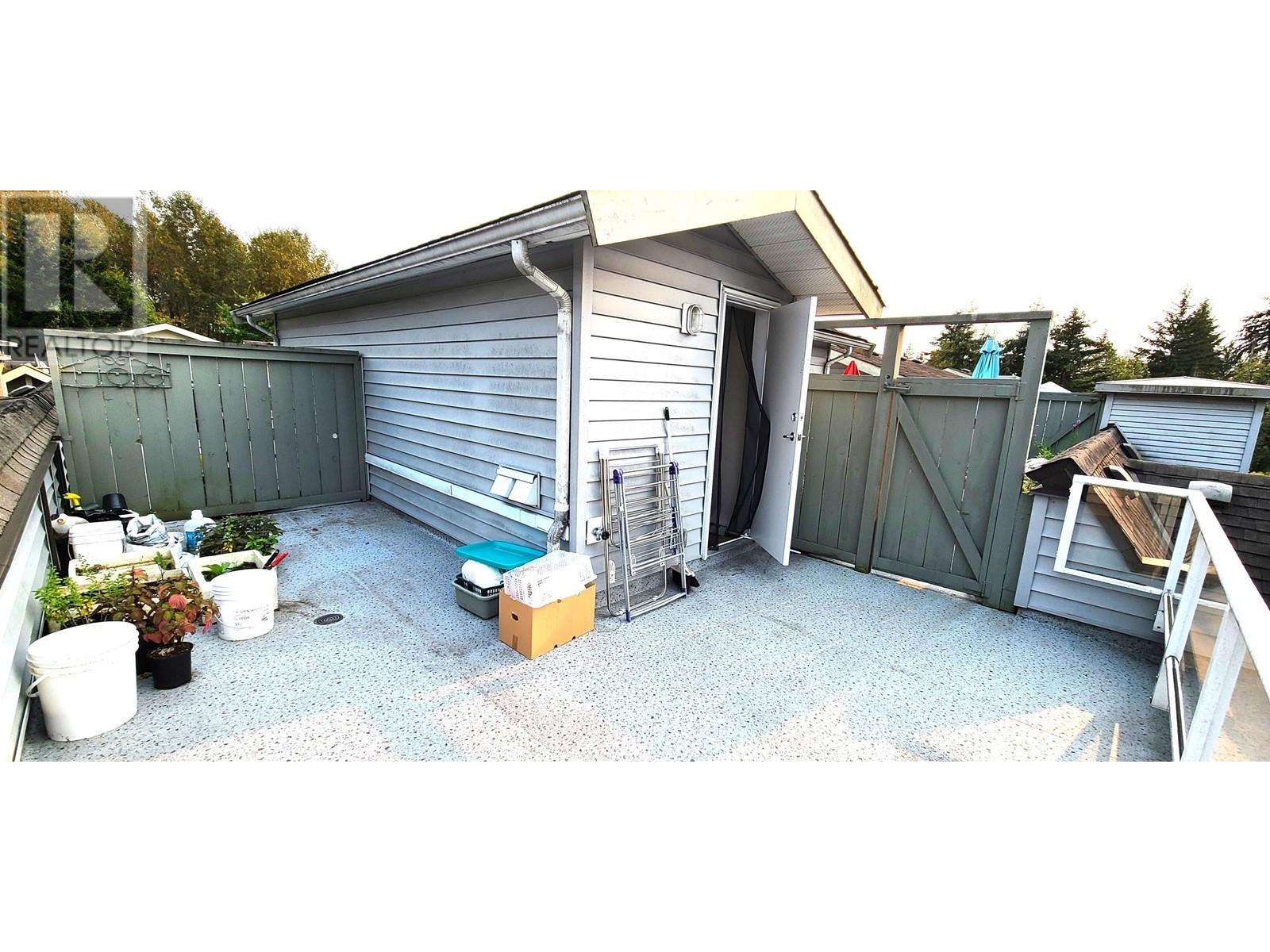 Listing Picture 18 of 30 : 37 7488 SOUTHWYNDE AVENUE, Burnaby / 本拿比 - 魯藝地產 Yvonne Lu Group - MLS Medallion Club Member