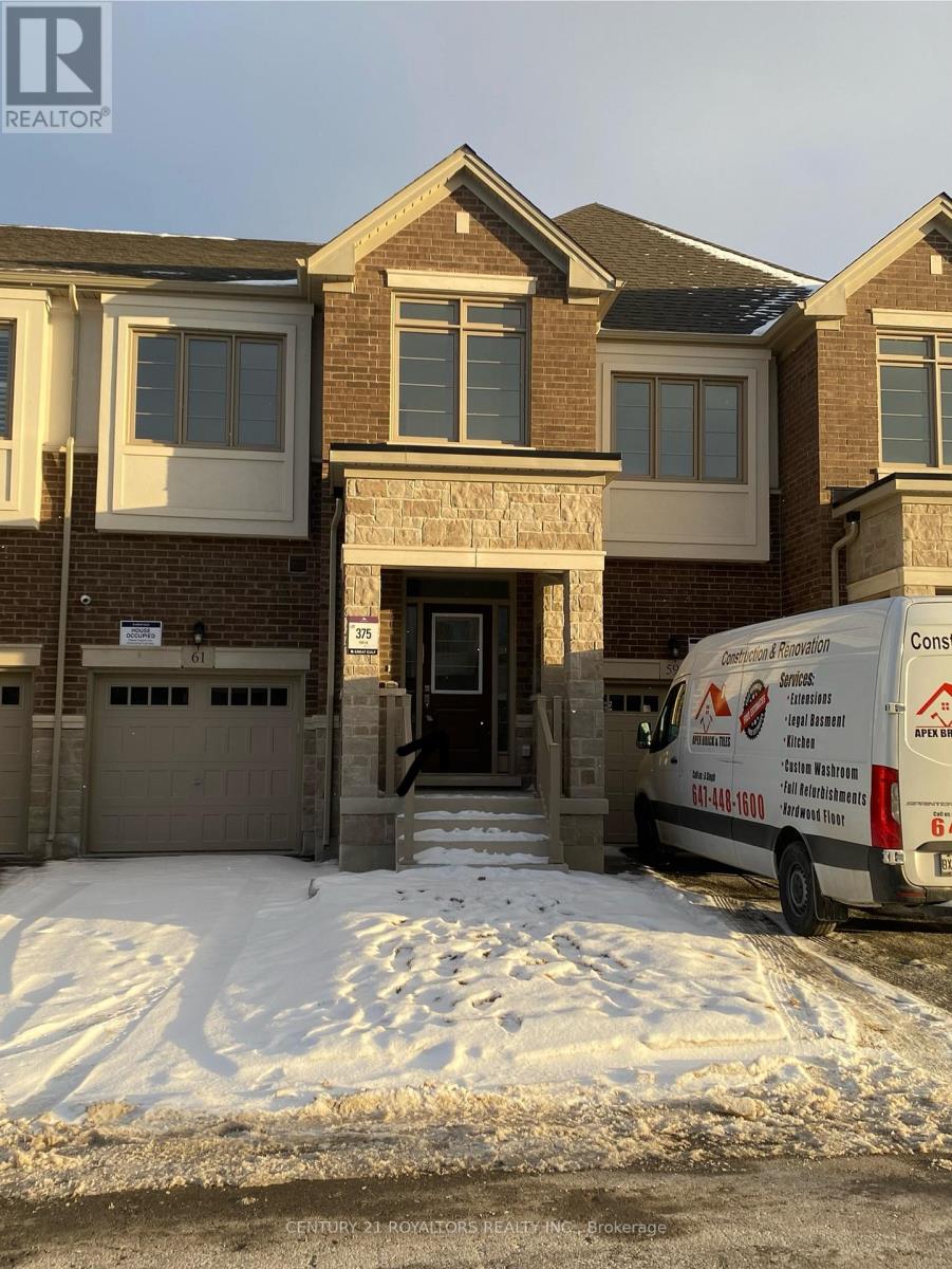 61 Bermondsey Way, Brampton, Ontario  L6Y 0E4 - Photo 1 - W11944024