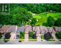 16 SWEETMAN DRIVE, Hamilton, Ontario