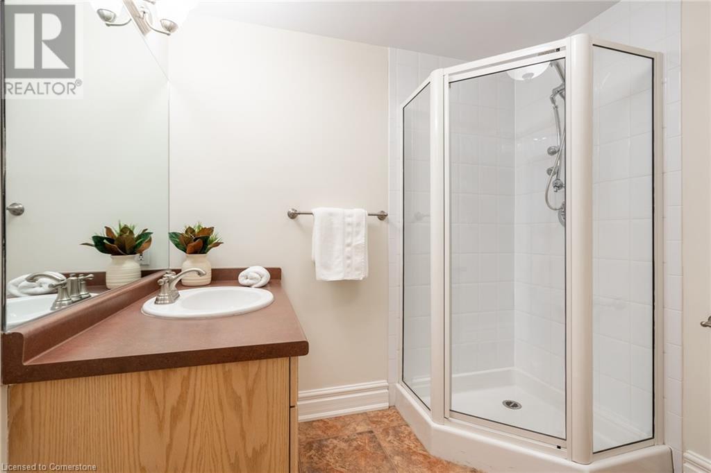 77 Governors Road Unit# 201, Dundas, Ontario  L9H 7N8 - Photo 19 - 40696542