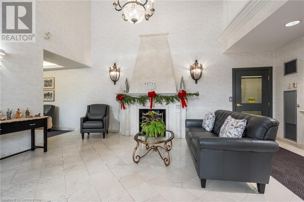 77 Governors Road Unit# 201, Dundas, Ontario  L9H 7N8 - Photo 6 - 40696542