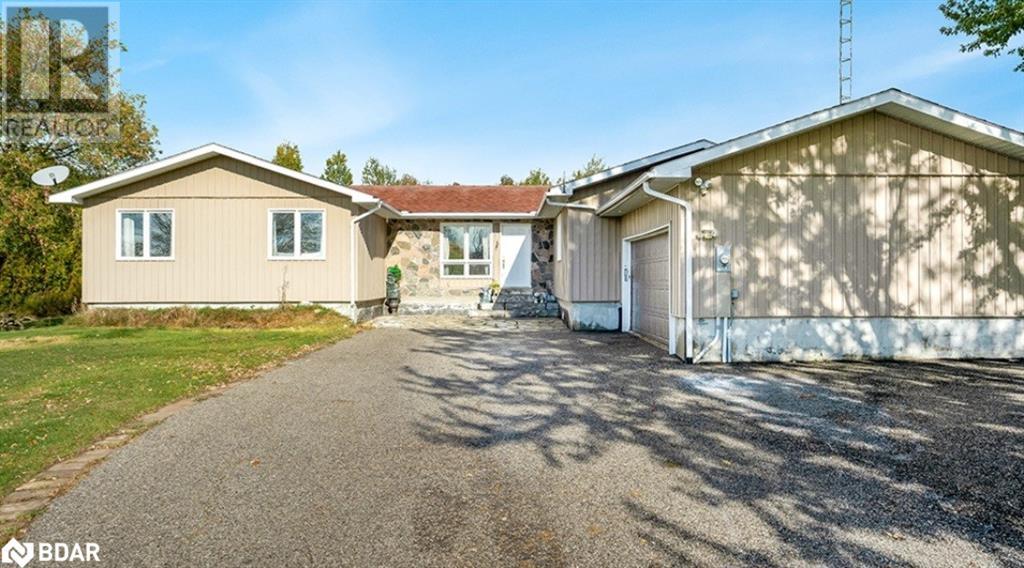 1075 3 Line N, Shanty Bay, Ontario  L0L 2L0 - Photo 2 - 40696475