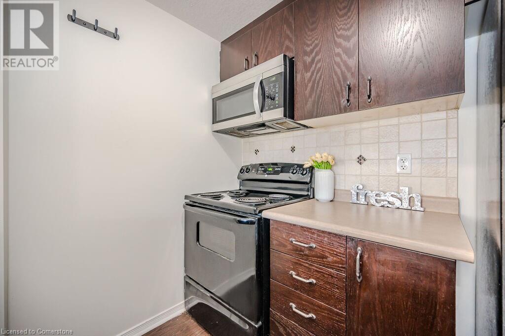 35 Mountford Drive Unit# 21, Guelph, Ontario  N1E 0G6 - Photo 6 - 40688596