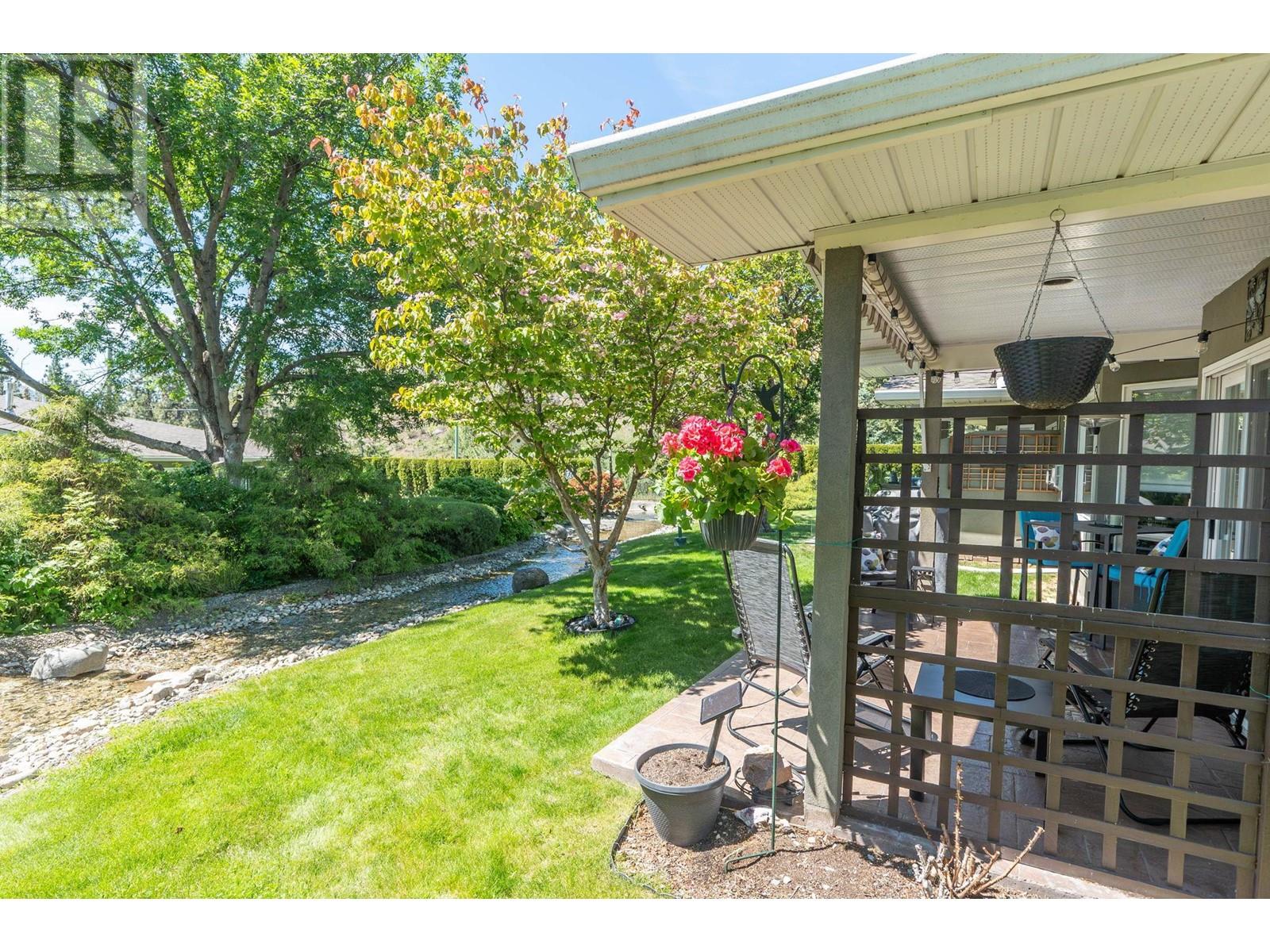 Property at 4035 Gellatly Road Unit# 102 image 5