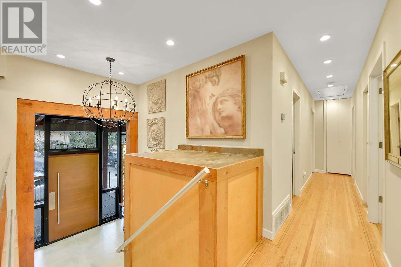 Property at 3550 CLAYTON STREET image 3
