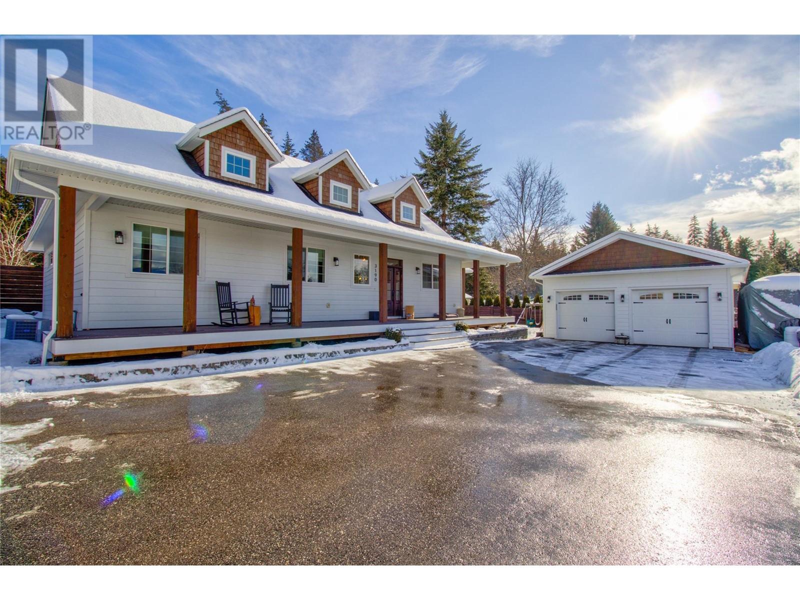 3190 30 Avenue NE, salmon arm, British Columbia