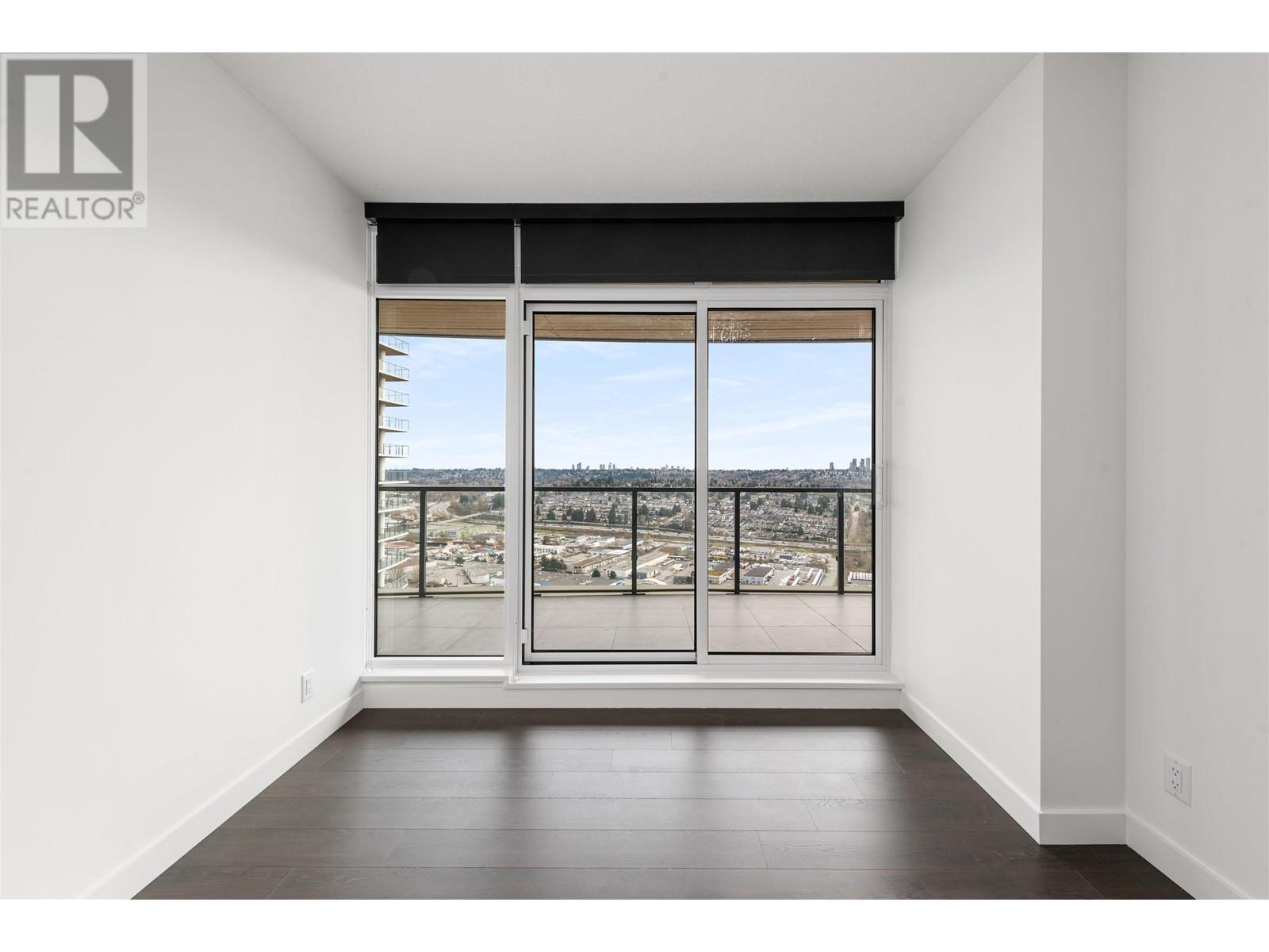 Listing Picture 28 of 39 : 2502 4890 LOUGHEED HIGHWAY, Burnaby / 本拿比 - 魯藝地產 Yvonne Lu Group - MLS Medallion Club Member