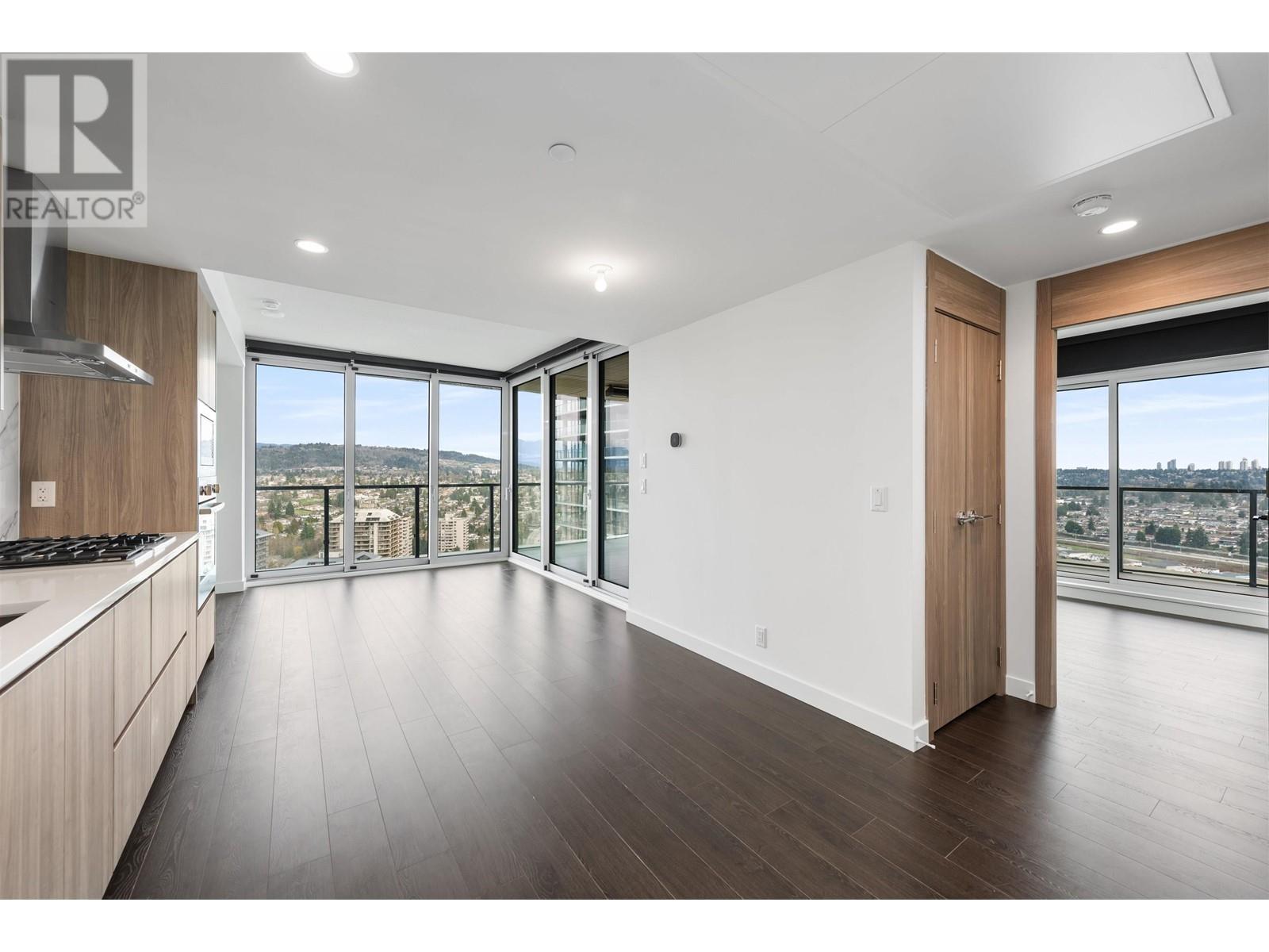 Listing Picture 21 of 39 : 2502 4890 LOUGHEED HIGHWAY, Burnaby / 本拿比 - 魯藝地產 Yvonne Lu Group - MLS Medallion Club Member