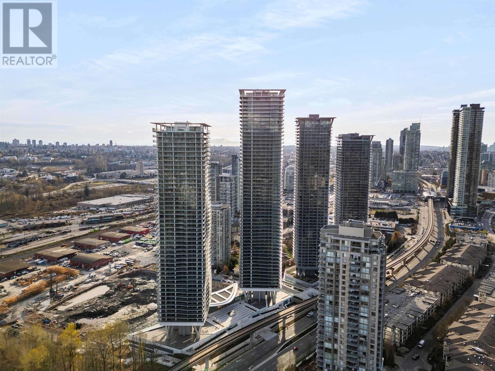 Listing Picture 38 of 39 : 2502 4890 LOUGHEED HIGHWAY, Burnaby / 本拿比 - 魯藝地產 Yvonne Lu Group - MLS Medallion Club Member