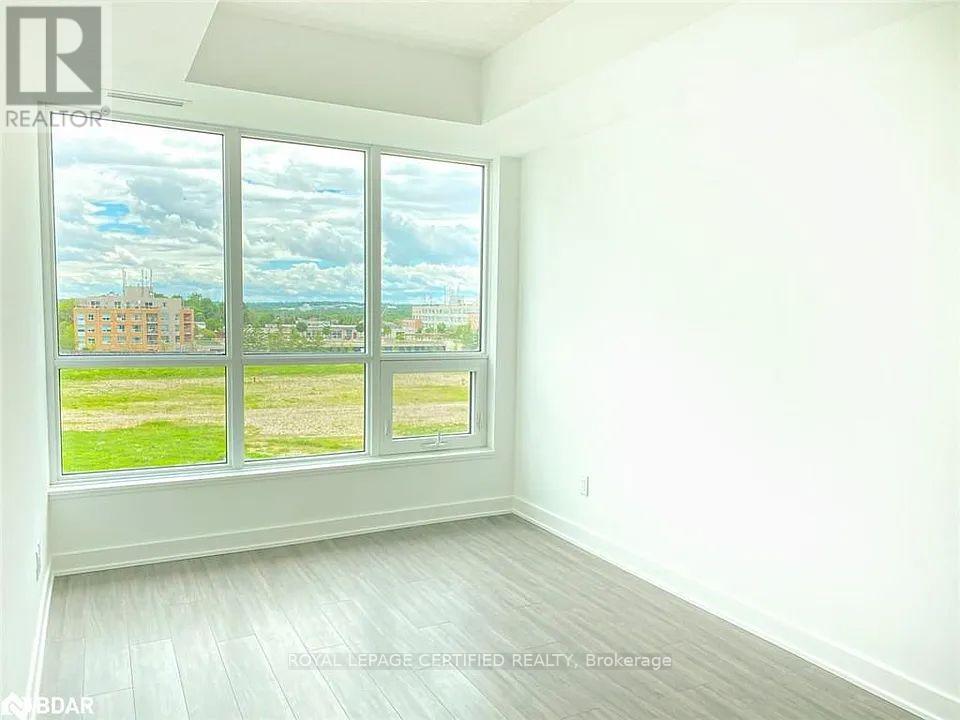 317 - 681 Yonge Street, Barrie (Painswick South), Ontario  L4N 4E8 - Photo 7 - S11958616