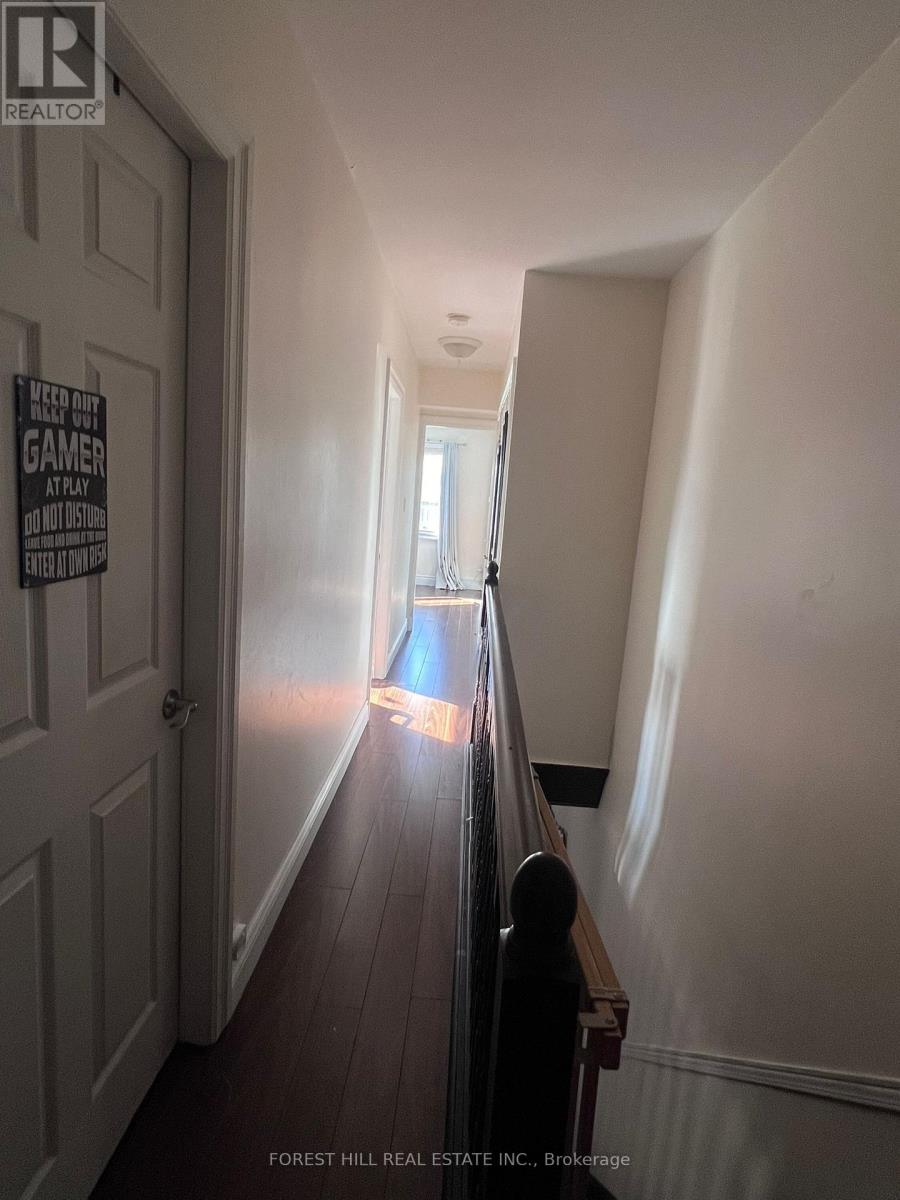 275 Blackthorn Avenue, Toronto, Ontario  M6N 3H7 - Photo 11 - W11957373