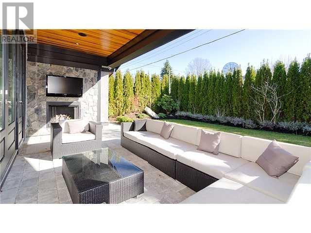 971 Hampshire Road, North Vancouver, British Columbia  V7R 1V1 - Photo 11 - R2964028
