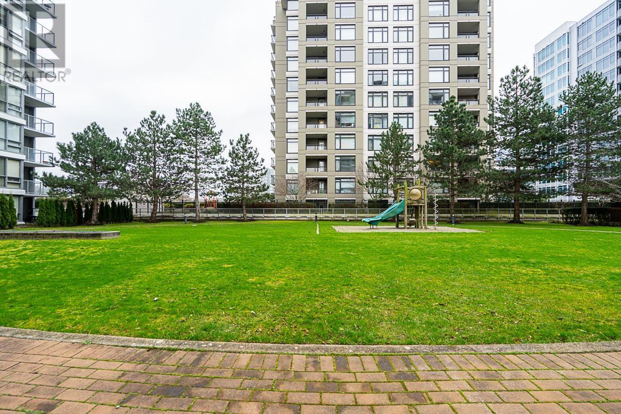 Listing Picture 30 of 32 : 306 6331 BUSWELL STREET, Richmond / 烈治文 - 魯藝地產 Yvonne Lu Group - MLS Medallion Club Member