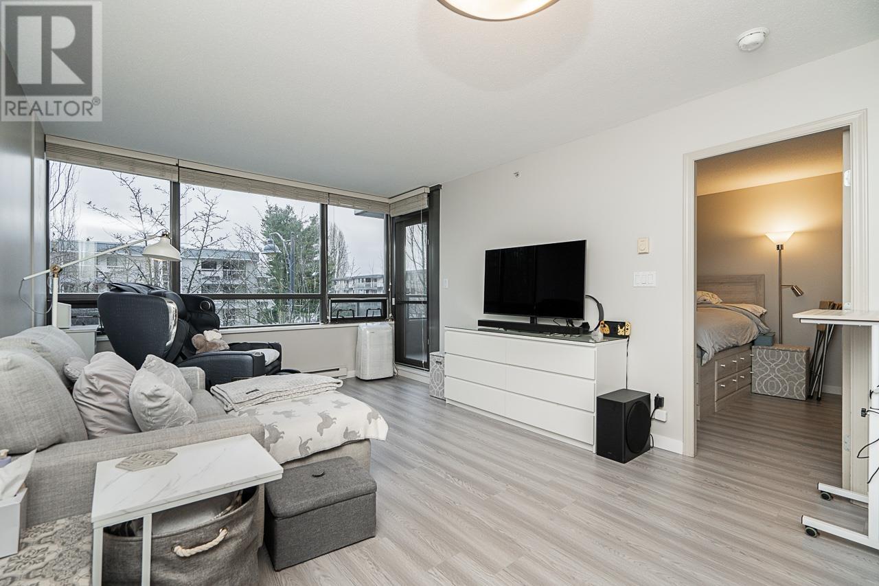 Listing Picture 5 of 32 : 306 6331 BUSWELL STREET, Richmond / 烈治文 - 魯藝地產 Yvonne Lu Group - MLS Medallion Club Member