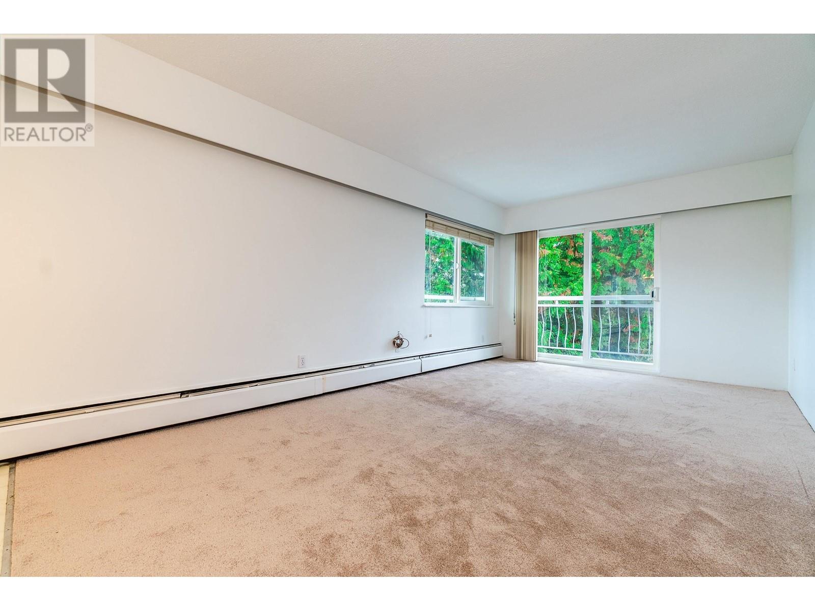 Listing Picture 4 of 14 : 327 711 E 6TH AVENUE, Vancouver / 溫哥華 - 魯藝地產 Yvonne Lu Group - MLS Medallion Club Member