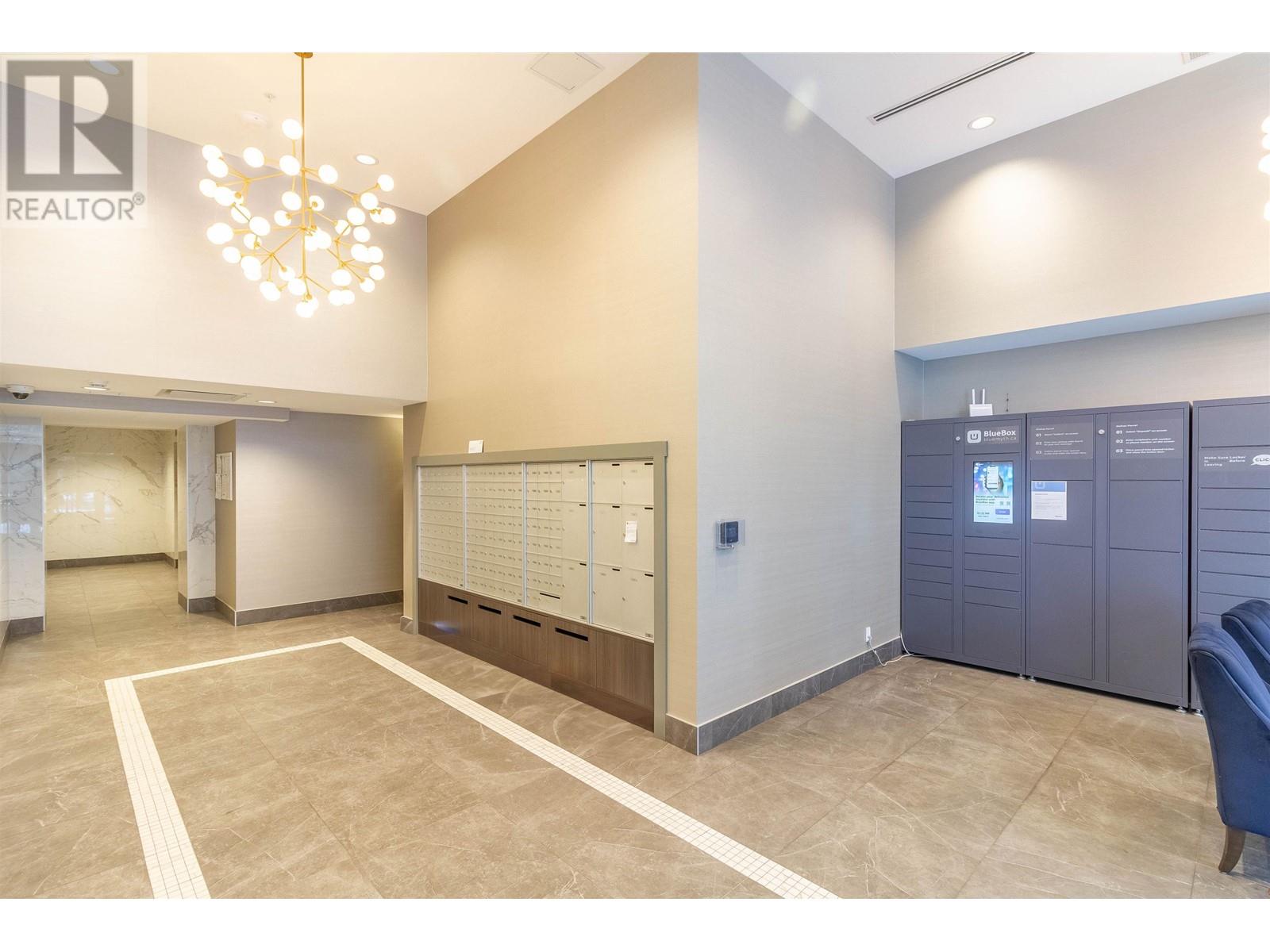 Listing Picture 20 of 24 : 302 2435 KINGSWAY, Vancouver / 溫哥華 - 魯藝地產 Yvonne Lu Group - MLS Medallion Club Member