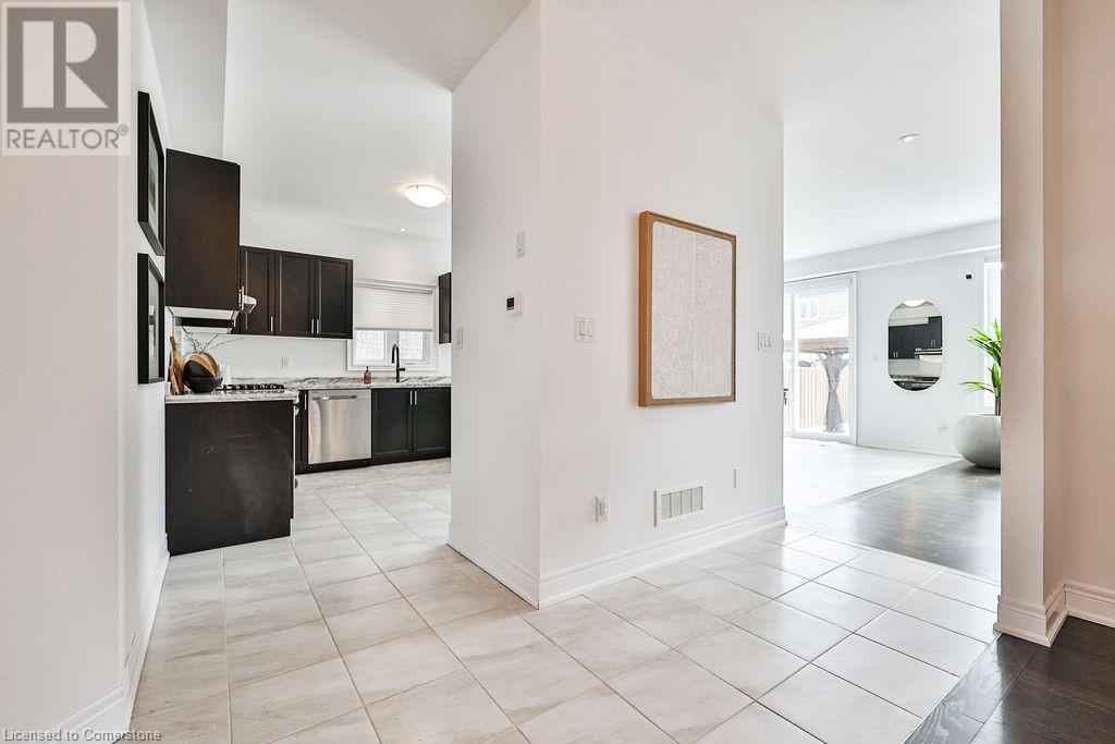 8 Morrison Drive, Ancaster, Ontario  L9K 0H7 - Photo 10 - 40696471