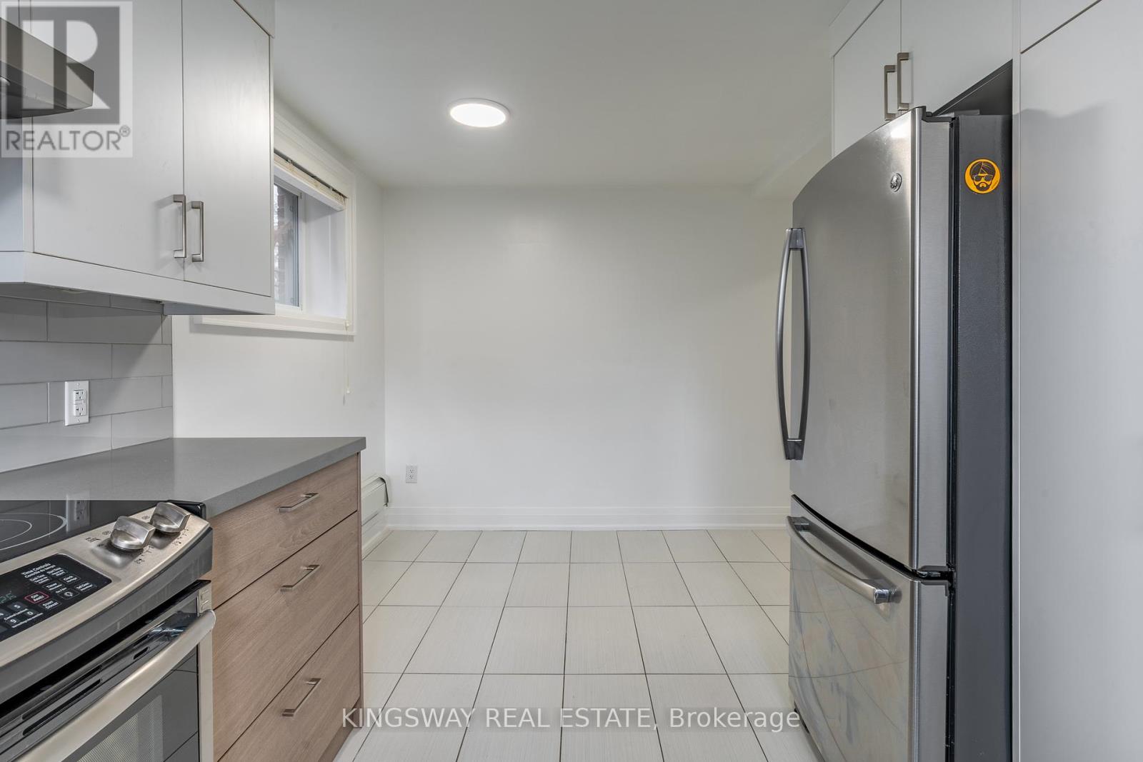 Lower Unit - 24 Albani Street, Toronto, Ontario  M8V 1X2 - Photo 16 - W11958682