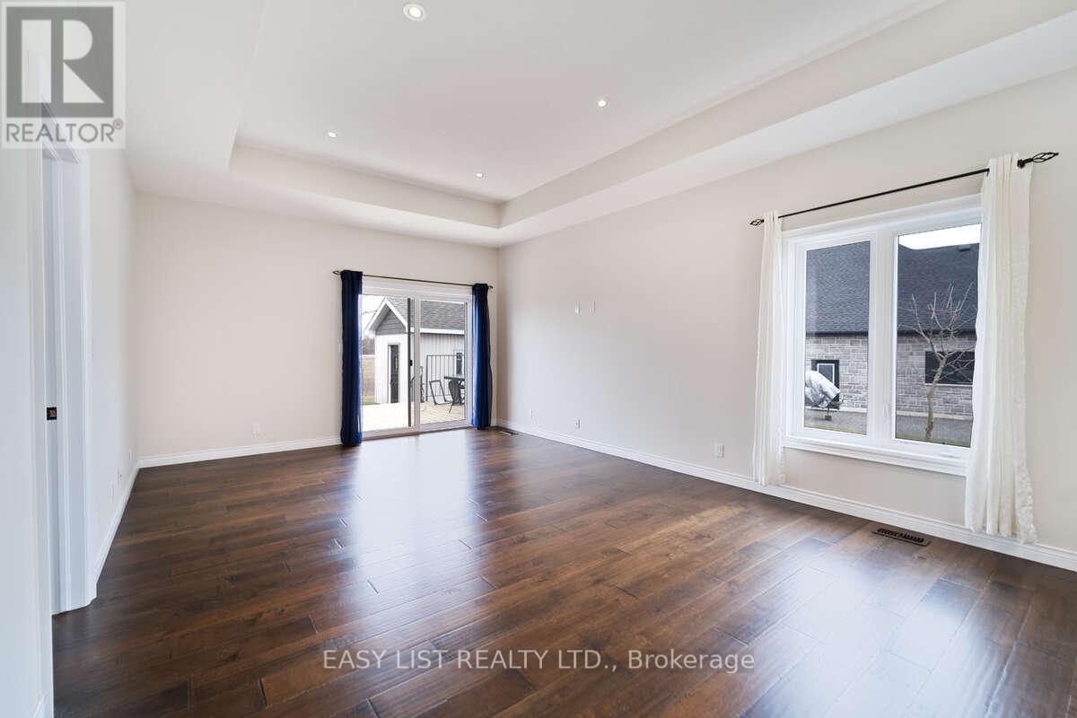 153 Brown Street, Norfolk, Ontario  N0A 1N7 - Photo 11 - X11958699