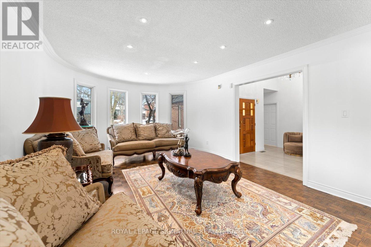 Property at 89 RISEBROUGH AVENUE image 5