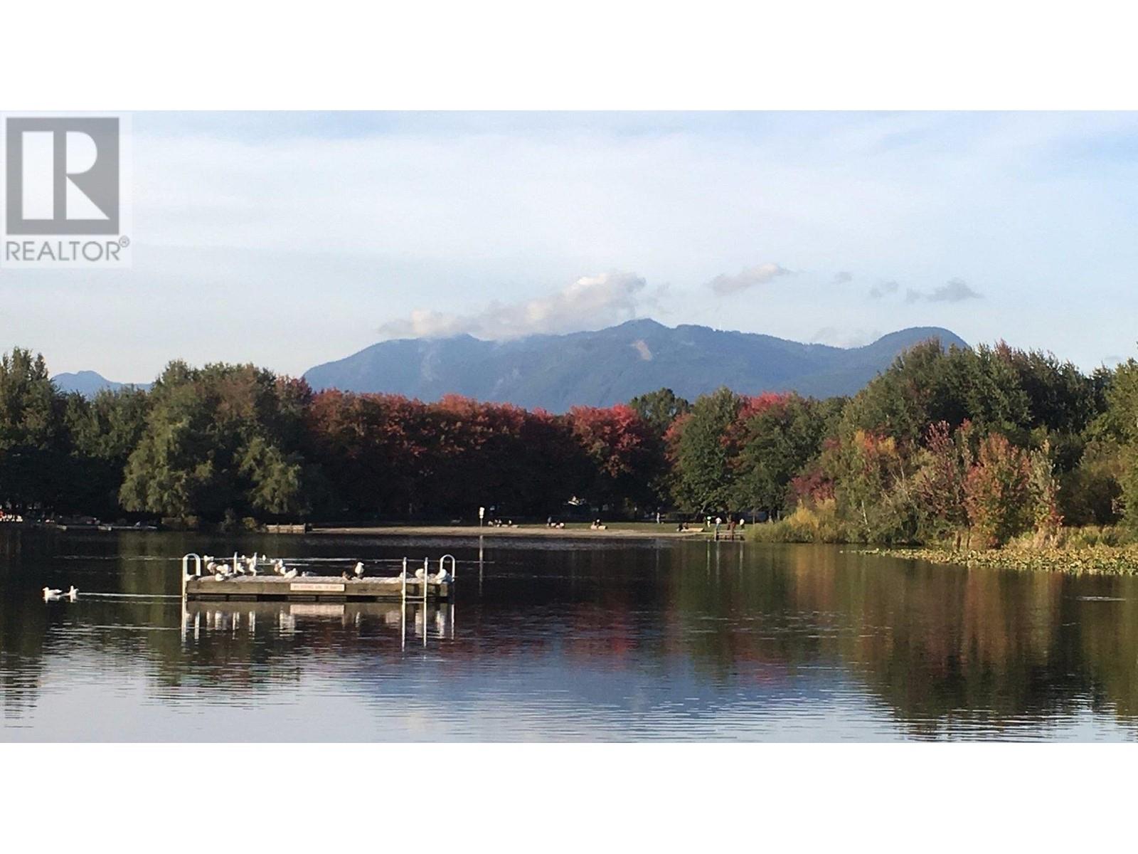 Listing Picture 7 of 16 : A 3381 VICTORIA DRIVE, Vancouver / 溫哥華 - 魯藝地產 Yvonne Lu Group - MLS Medallion Club Member