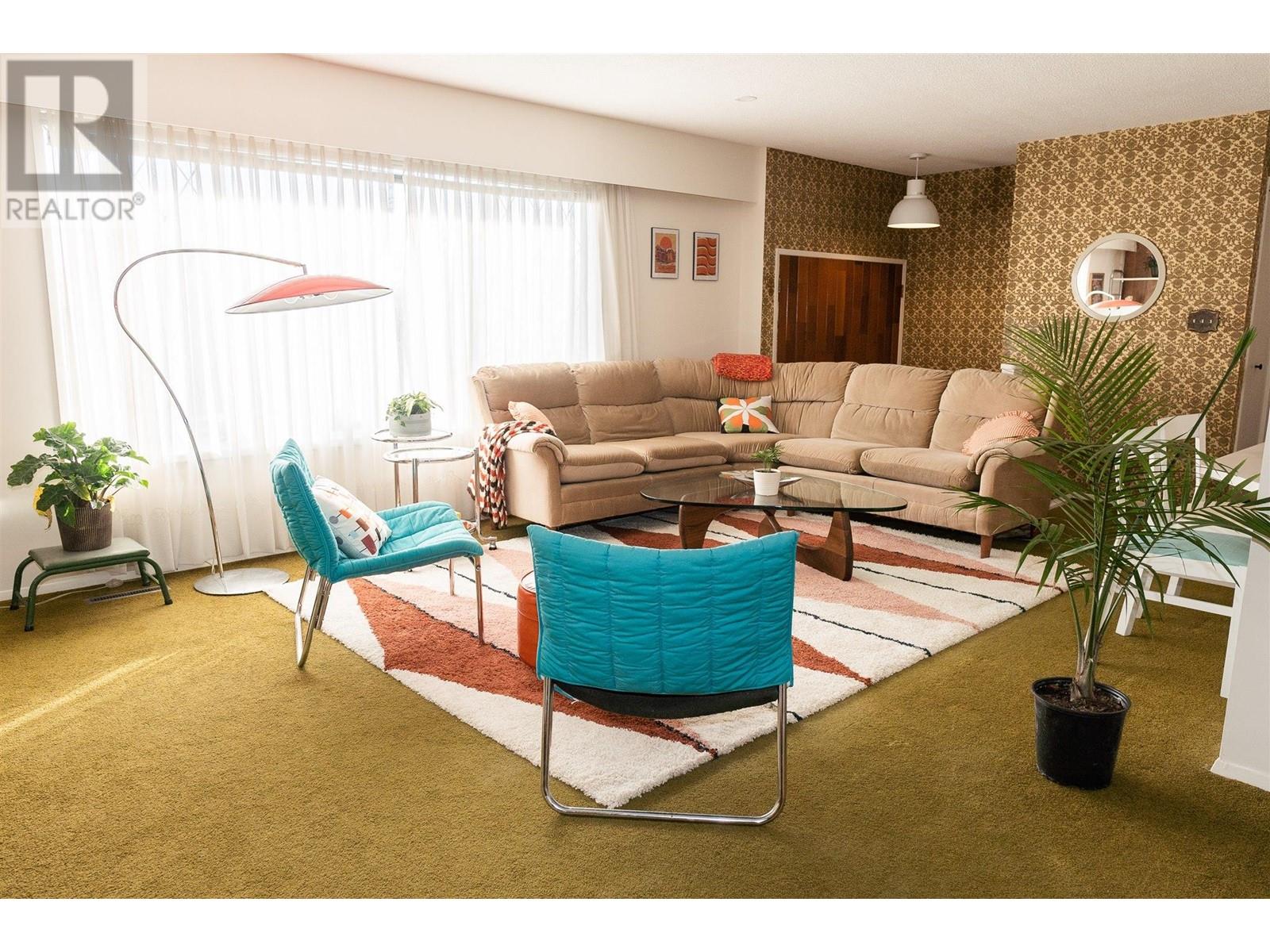 Property at 1738 Smithson Drive image 4