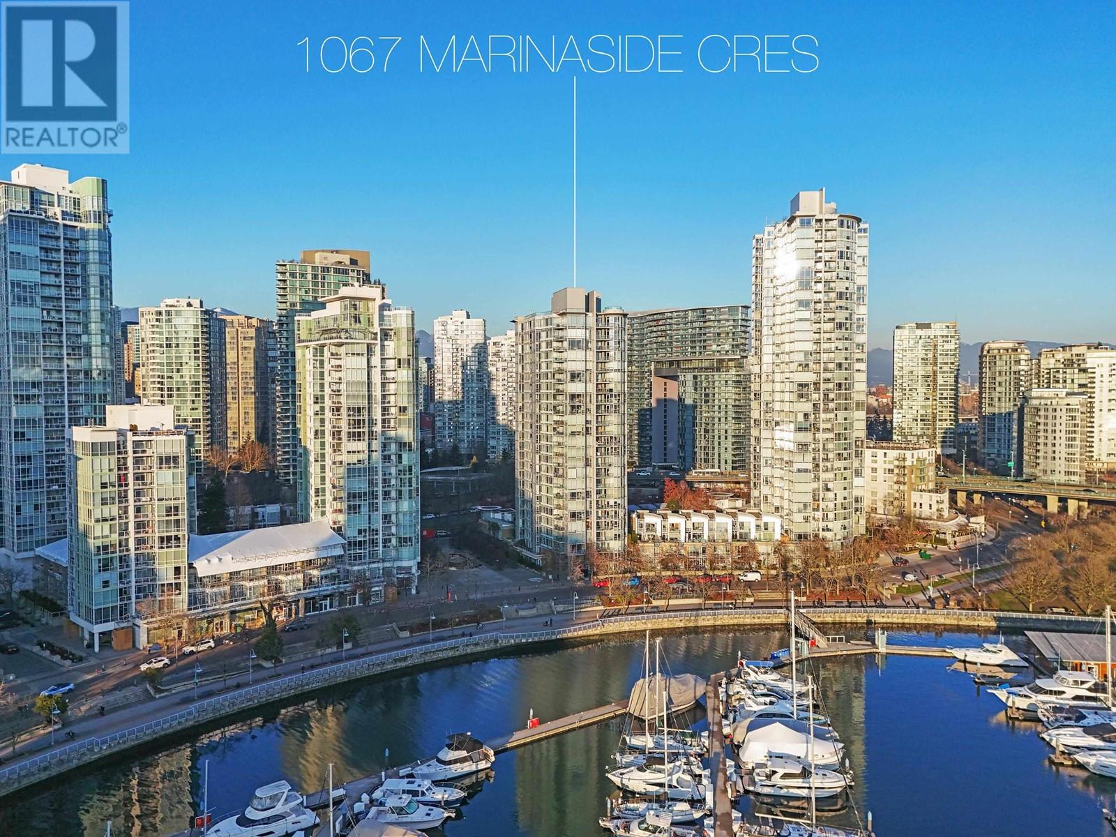 702 1067 MARINASIDE CRESCENT, Vancouver, British Columbia