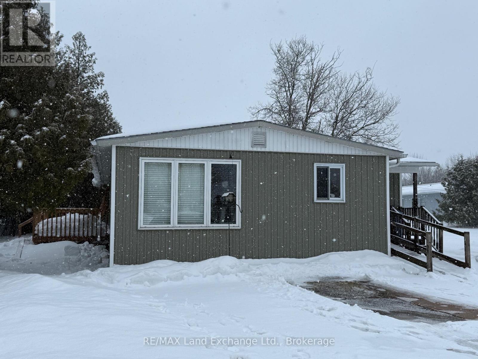 50 Maplewood Boulevard, Kincardine, Ontario  N0G 2T0 - Photo 2 - X11958780