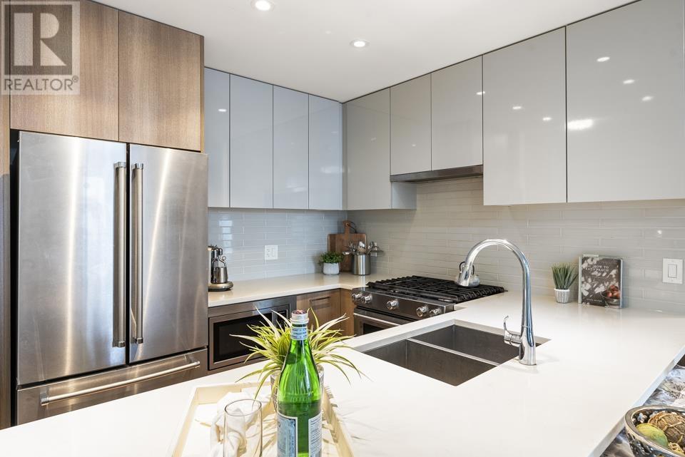 307 258 Nelson's Court, New Westminster, British Columbia  V3L 0J9 - Photo 7 - R2963909