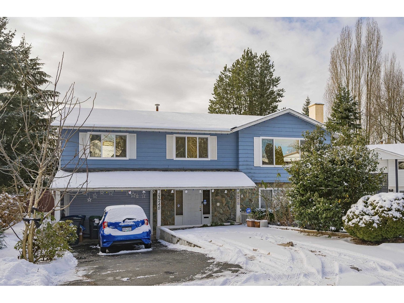 Property at 13248 98A AVENUE image 2
