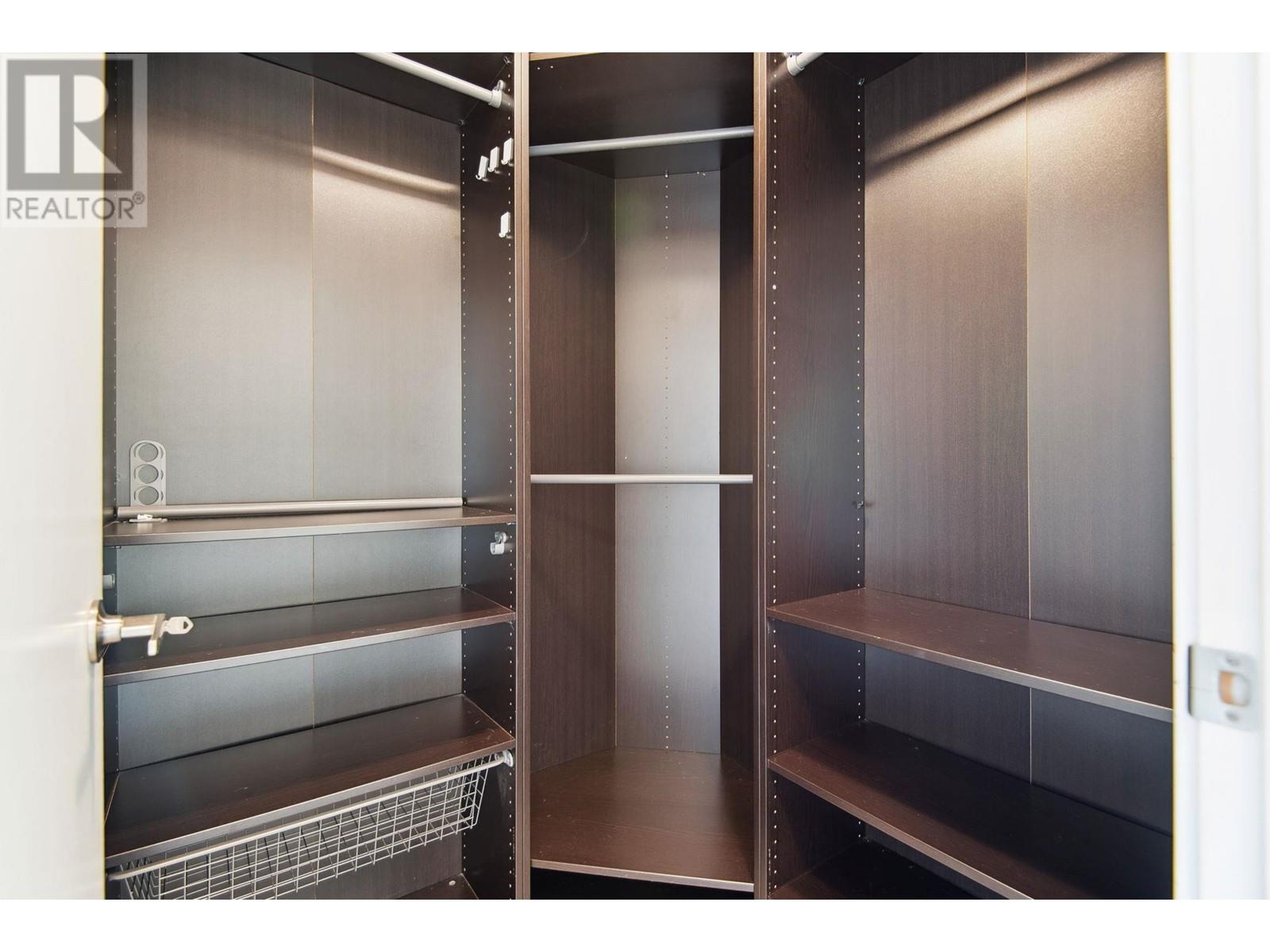 Listing Picture 22 of 31 : 2203 1255 SEYMOUR STREET, Vancouver / 溫哥華 - 魯藝地產 Yvonne Lu Group - MLS Medallion Club Member