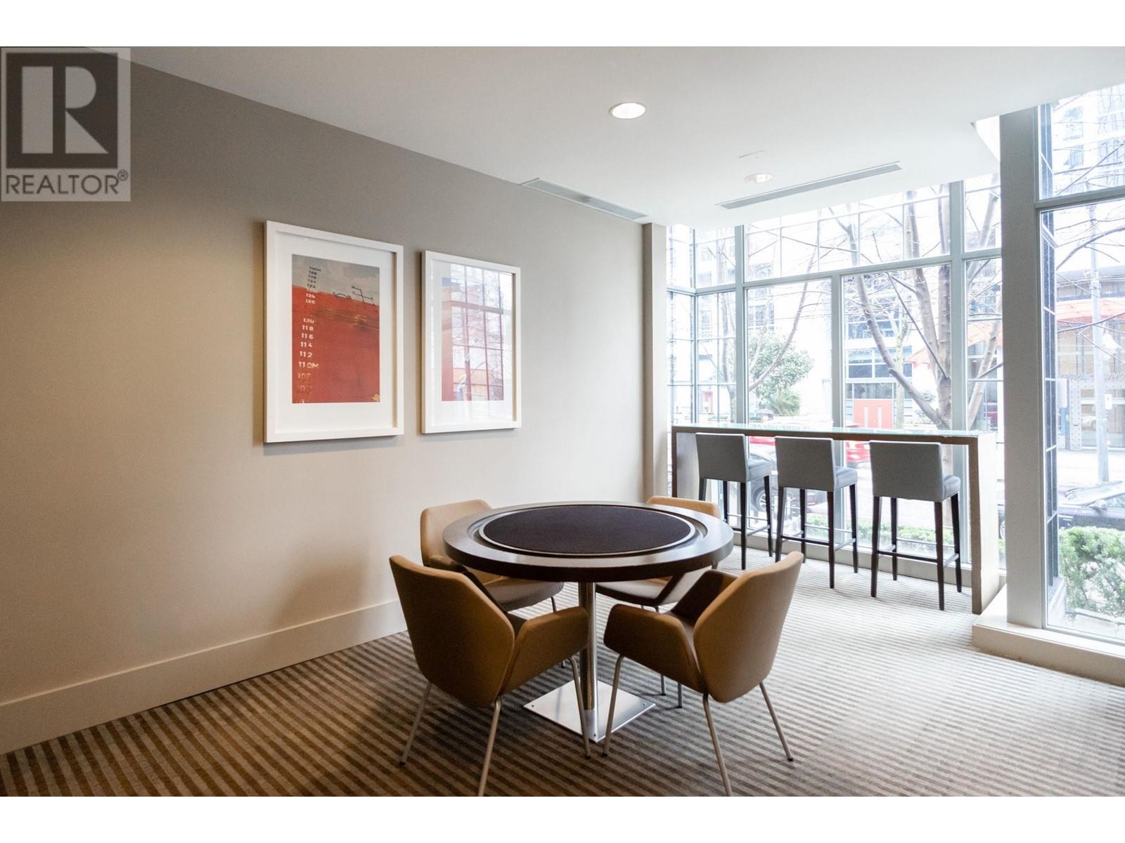 Listing Picture 31 of 31 : 2203 1255 SEYMOUR STREET, Vancouver / 溫哥華 - 魯藝地產 Yvonne Lu Group - MLS Medallion Club Member