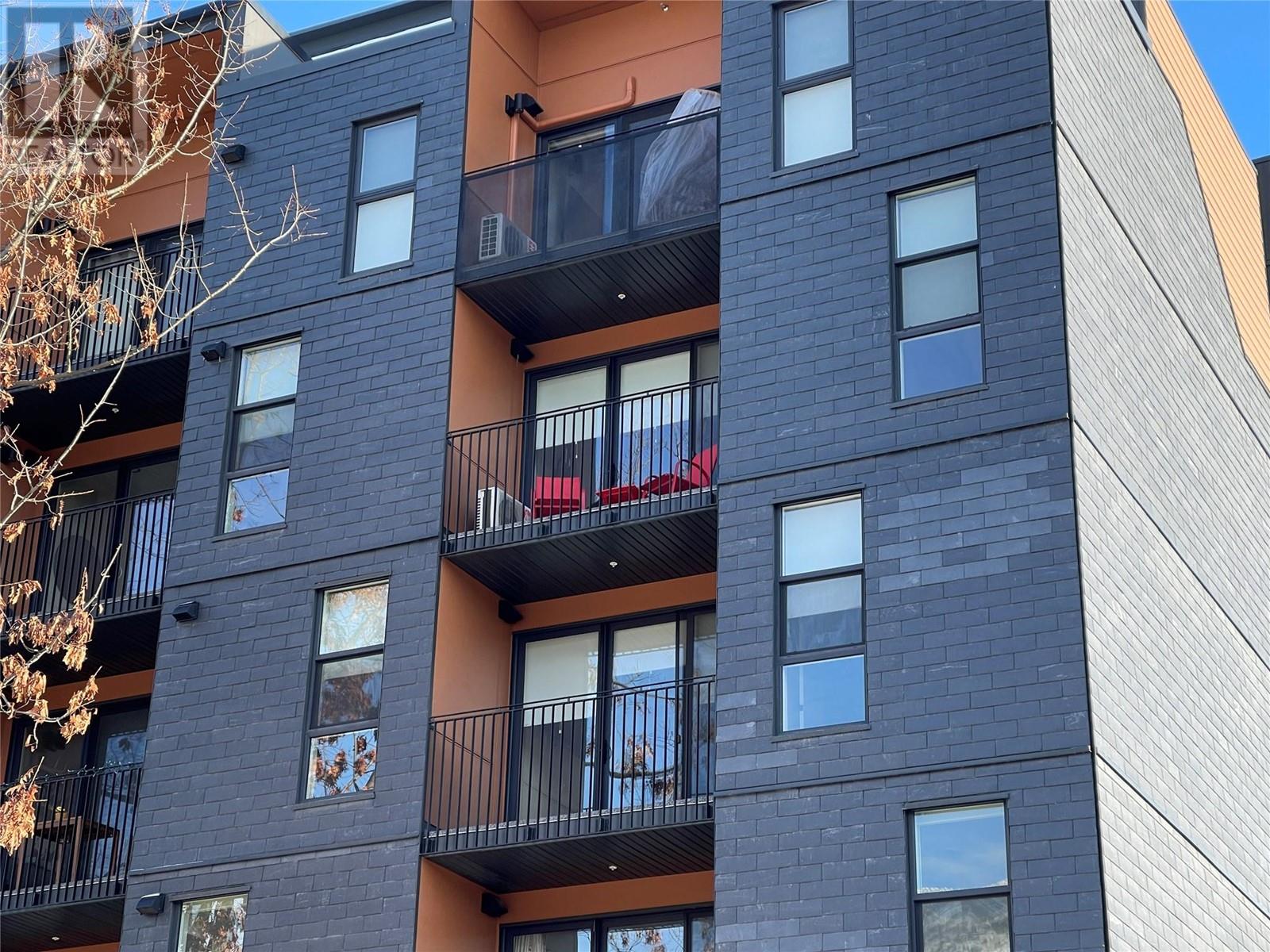 514 Victoria Street Unit# 401, Nelson, British Columbia  V1L 4K8 - Photo 2 - 10334482