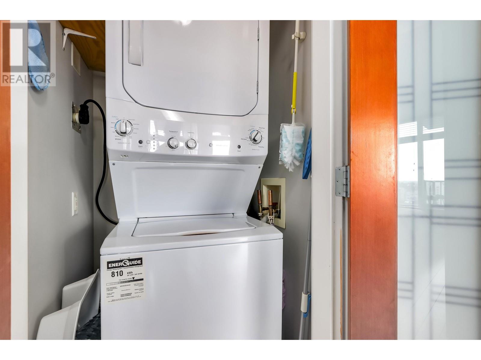 Listing Picture 14 of 25 : 2801 688 ABBOTT STREET, Vancouver / 溫哥華 - 魯藝地產 Yvonne Lu Group - MLS Medallion Club Member