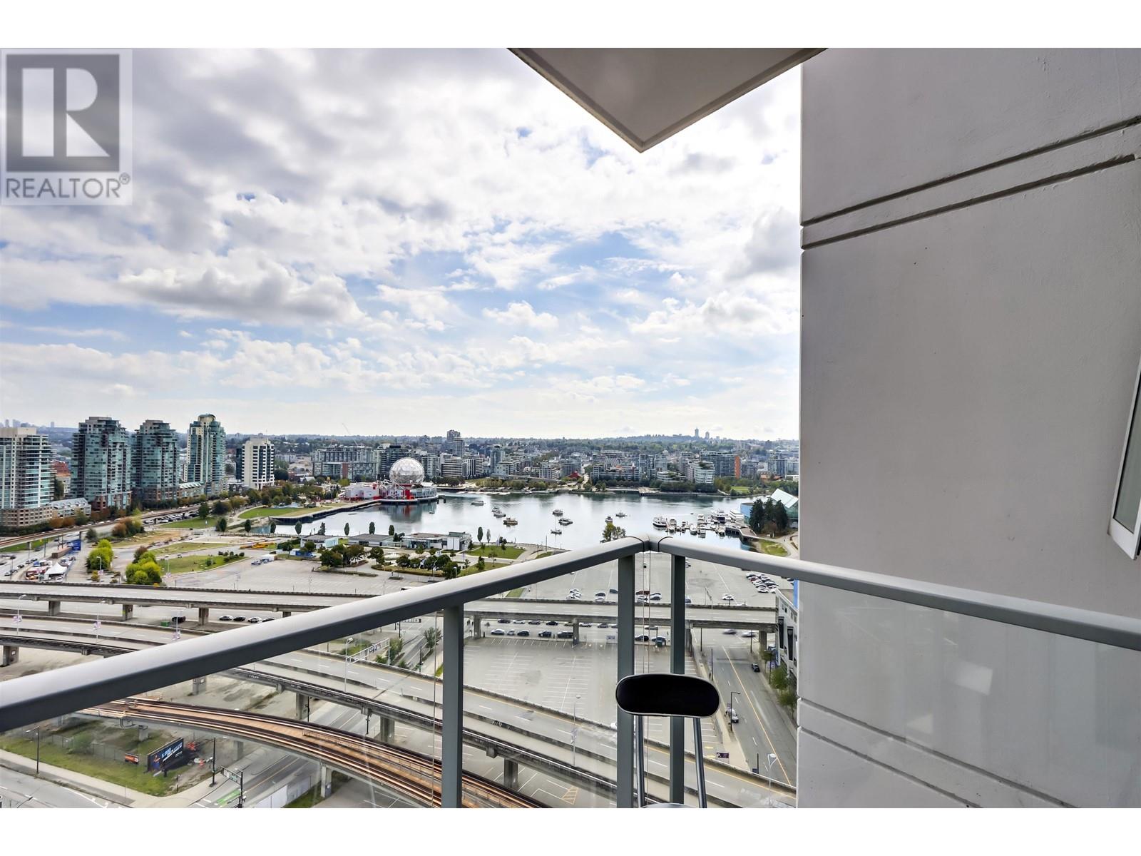 Listing Picture 15 of 25 : 2801 688 ABBOTT STREET, Vancouver / 溫哥華 - 魯藝地產 Yvonne Lu Group - MLS Medallion Club Member