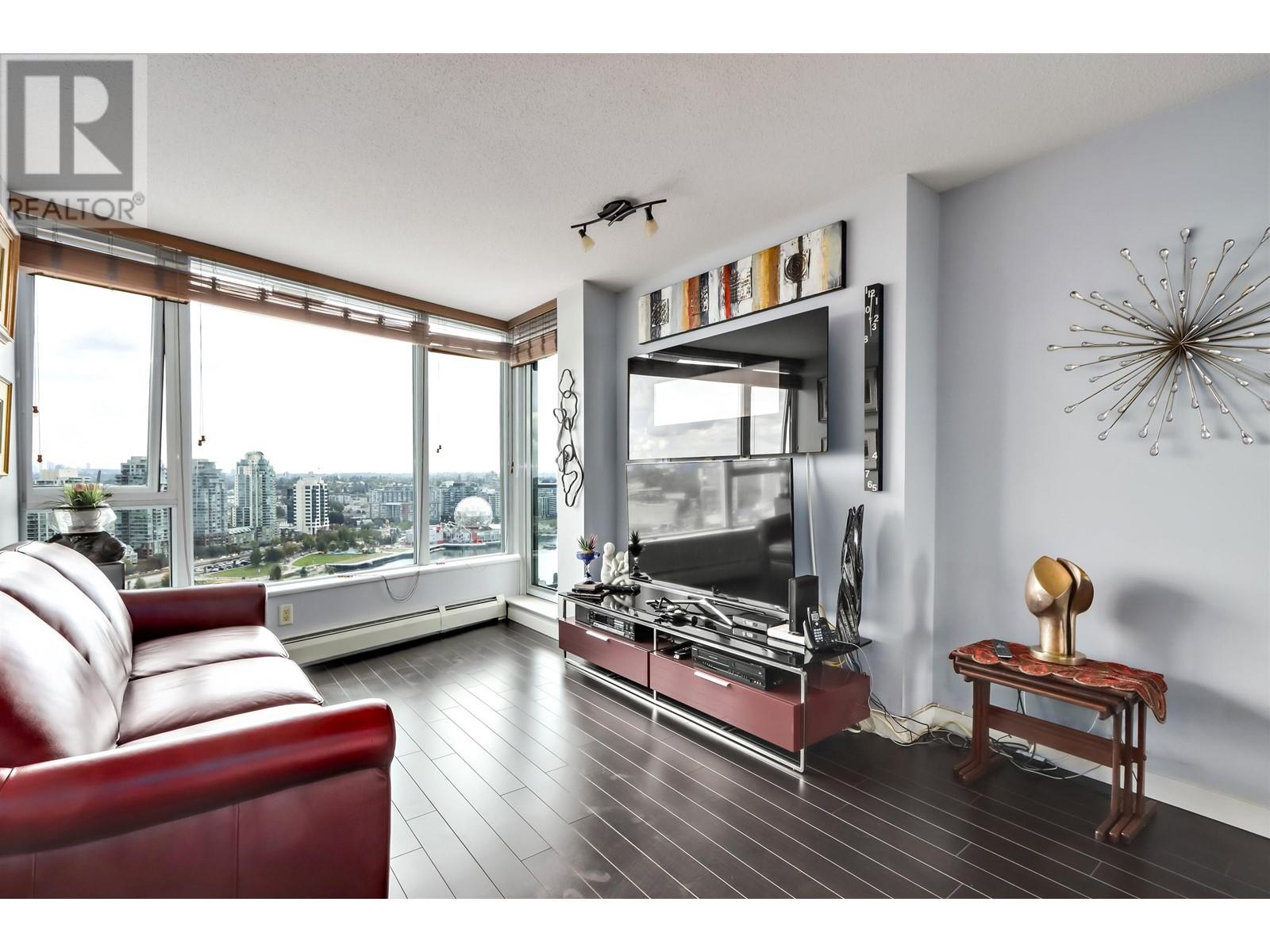 Listing Picture 7 of 25 : 2801 688 ABBOTT STREET, Vancouver / 溫哥華 - 魯藝地產 Yvonne Lu Group - MLS Medallion Club Member