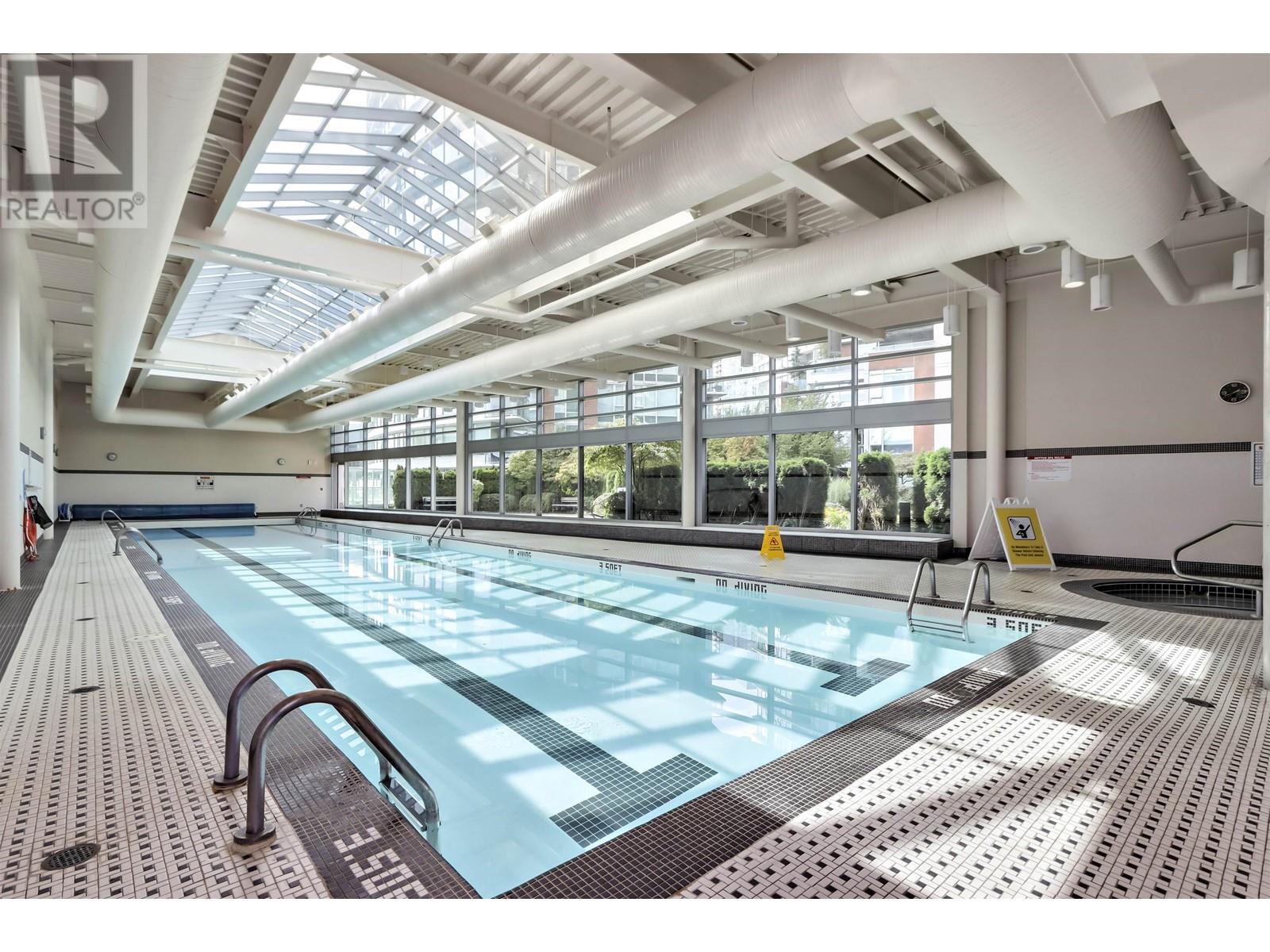 Listing Picture 23 of 25 : 2801 688 ABBOTT STREET, Vancouver / 溫哥華 - 魯藝地產 Yvonne Lu Group - MLS Medallion Club Member