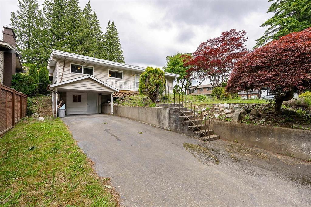 34357 Woodbine Crescent, Abbotsford, British Columbia  V2S 2R4 - Photo 1 - R2963236