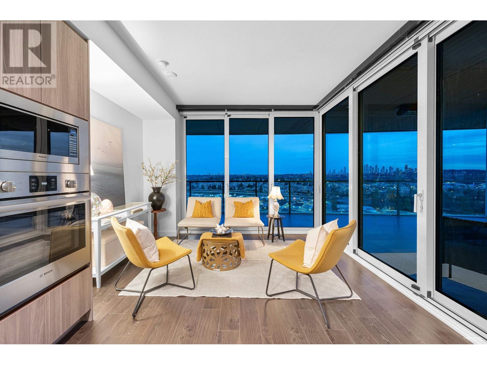 Listing Picture 32 of 37 : 1802 4890 LOUGHEED HIGHWAY, Burnaby / 本拿比 - 魯藝地產 Yvonne Lu Group - MLS Medallion Club Member