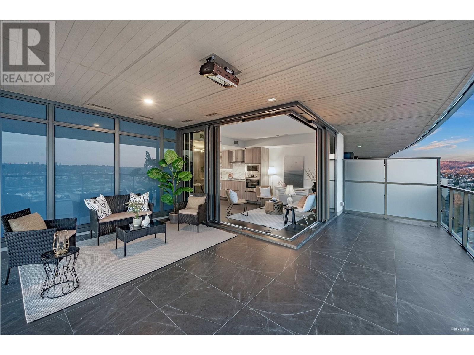 Listing Picture 6 of 37 : 1802 4890 LOUGHEED HIGHWAY, Burnaby / 本拿比 - 魯藝地產 Yvonne Lu Group - MLS Medallion Club Member