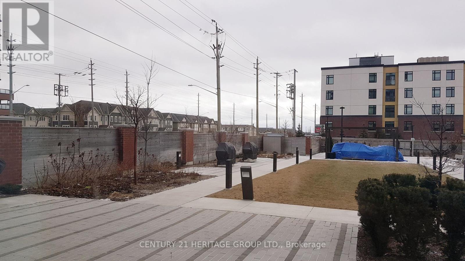 Property at 510 - 2550 SIMCOE STREET N image 5