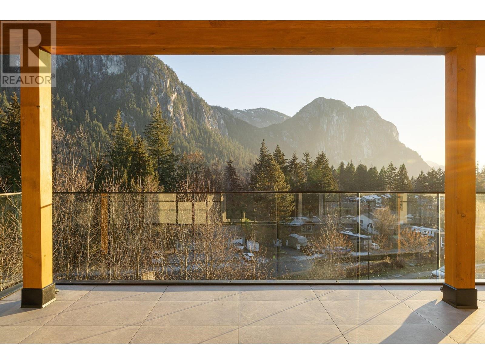 2216 Windsail Place, Squamish, British Columbia  V8B 0T6 - Photo 3 - R2964106