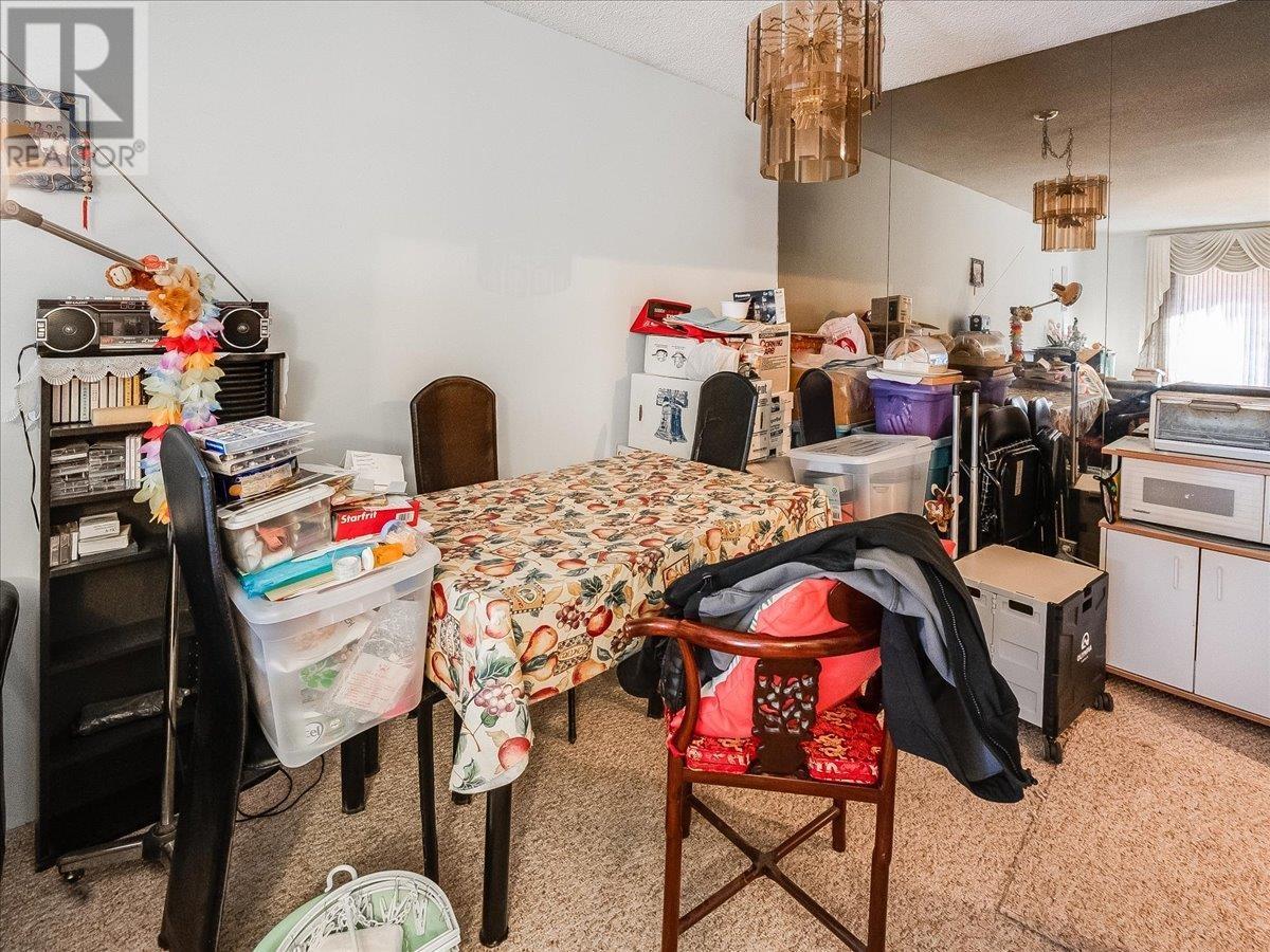 Listing Picture 9 of 18 : 328 8460 LANSDOWNE ROAD, Richmond / 烈治文 - 魯藝地產 Yvonne Lu Group - MLS Medallion Club Member