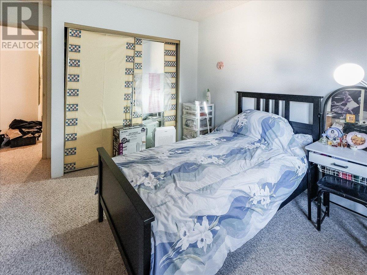 Listing Picture 8 of 18 : 328 8460 LANSDOWNE ROAD, Richmond / 烈治文 - 魯藝地產 Yvonne Lu Group - MLS Medallion Club Member