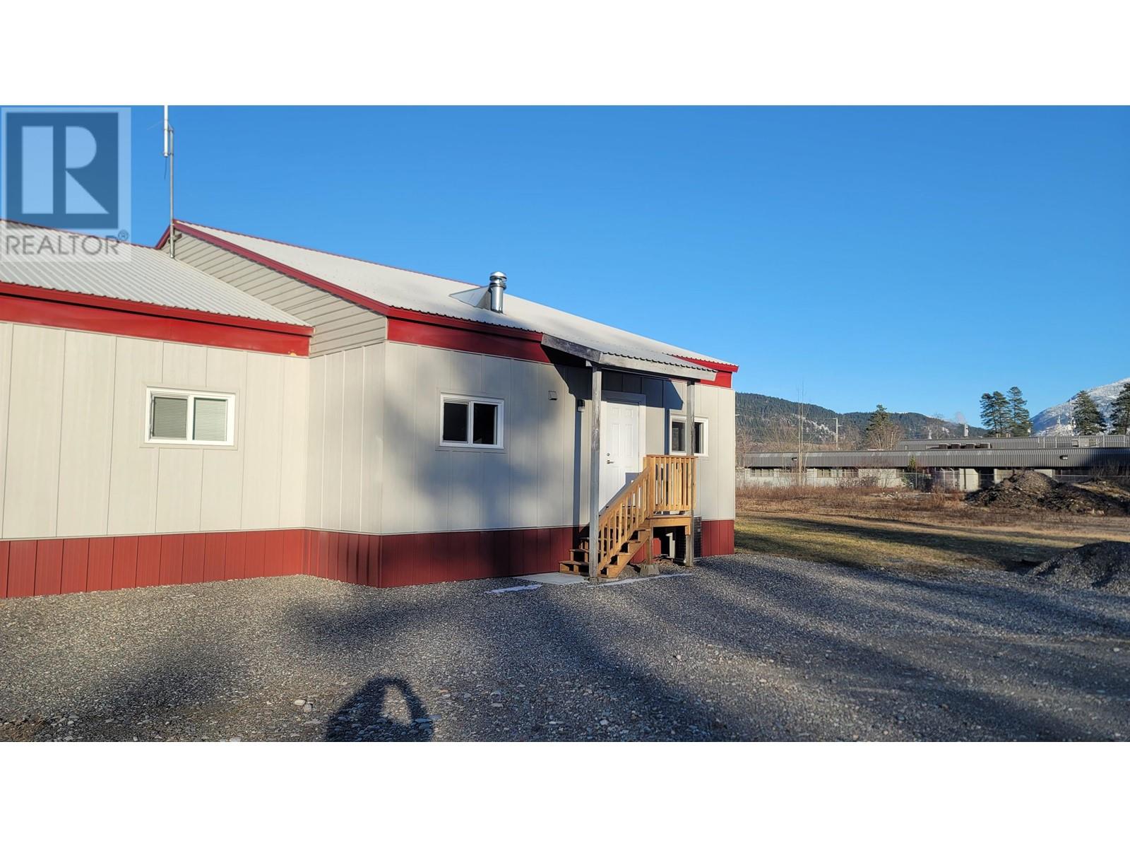 4905 Keith Avenue, Terrace, British Columbia  V8G 1K7 - Photo 2 - C8066398