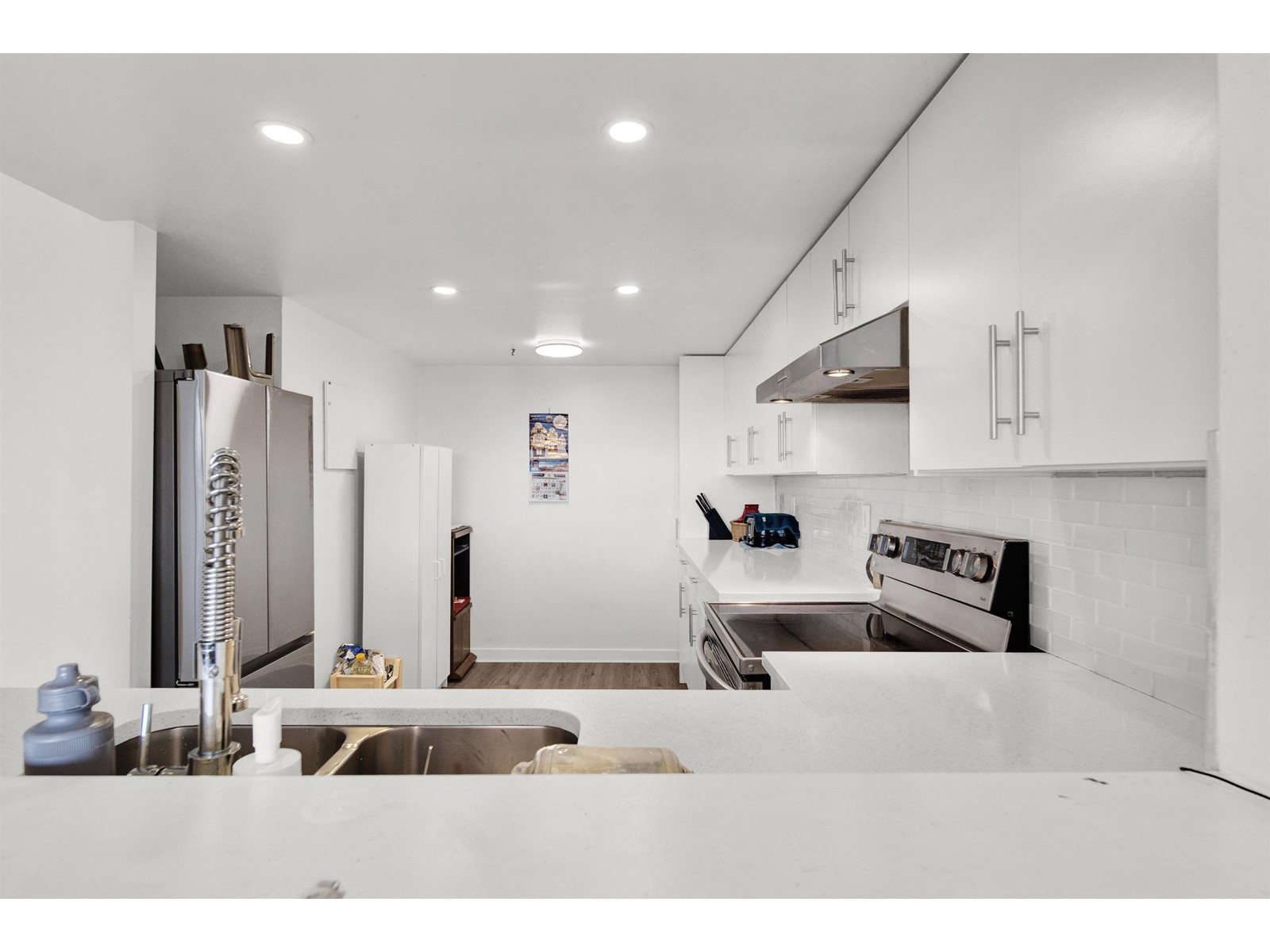 Property at 1001 14881 103A AVENUE image 4